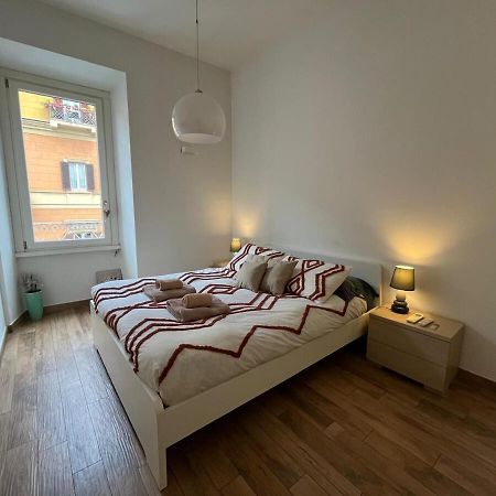 La Dolce Vita - Luxury Colosseum Boutique Apartment Rom Exterior foto