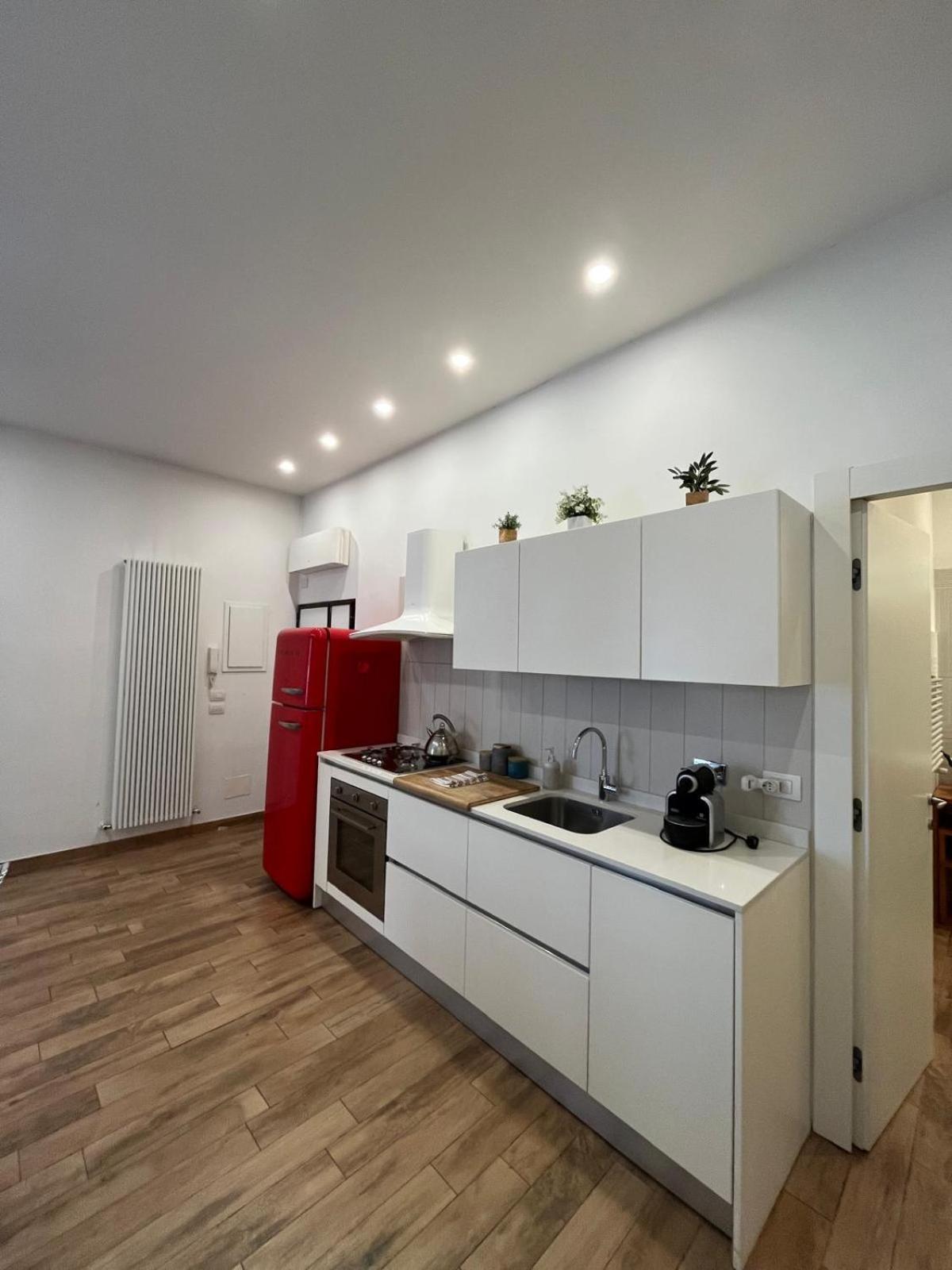 La Dolce Vita - Luxury Colosseum Boutique Apartment Rom Exterior foto